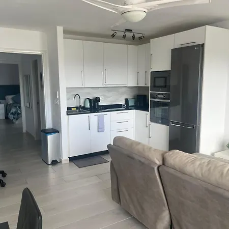 Teguisol Apartamento *